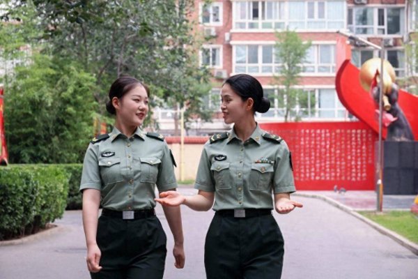 股票配资吧 士说心语丨砌“墙”的砖 连心的“桥”